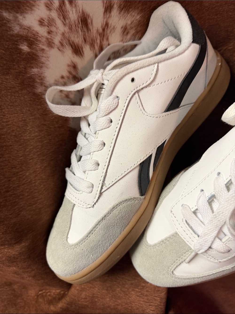 Reebok Men's White & Black Classic Court Sneakers with Gum Sole - Picture 2 of 7